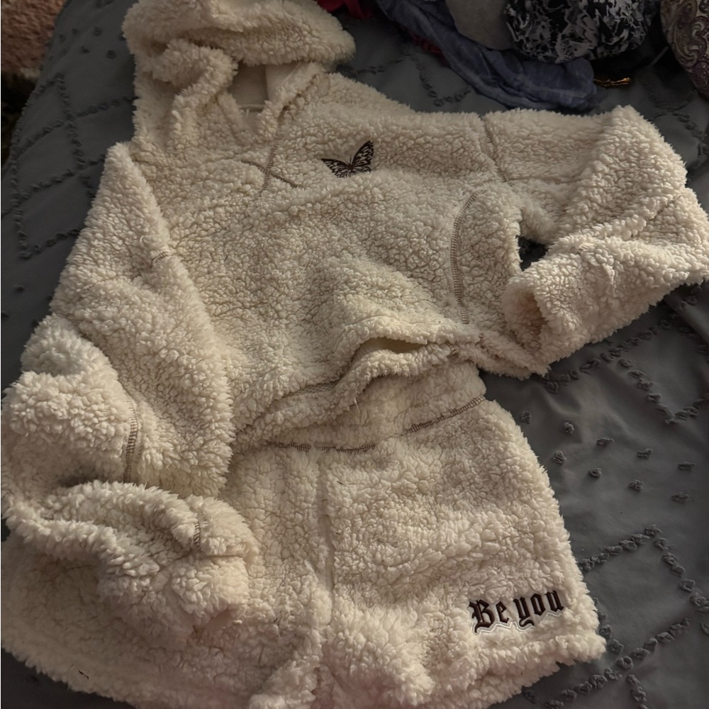 Rue21 Cozy Cream Fleece Pajama Set
